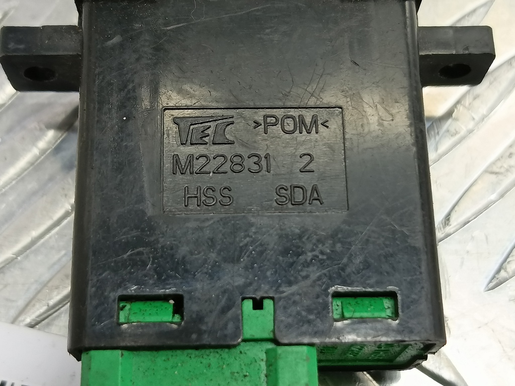 кнопка обогрева сидений HONDA Accord 2.0 AT (155 л.с.)Accord  VII (2002—2006) Седан 35600SEAE01, 520 рублей, Москва