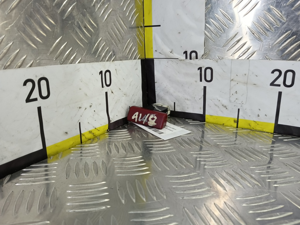 кнопка аварийной сигнализации MITSUBISHI LANCER  MR406456, 630 рублей, Москва