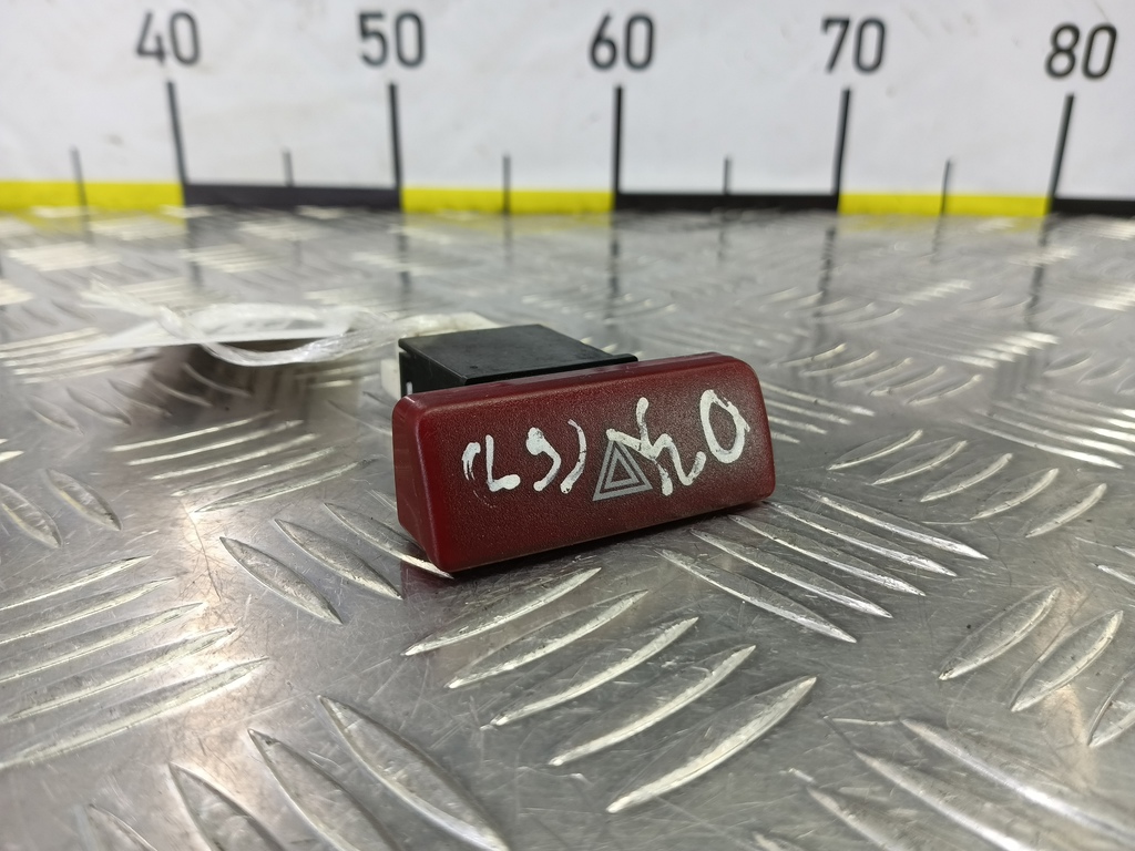 кнопка аварийной сигнализации MITSUBISHI LANCER  MR406456, 630 рублей, Москва