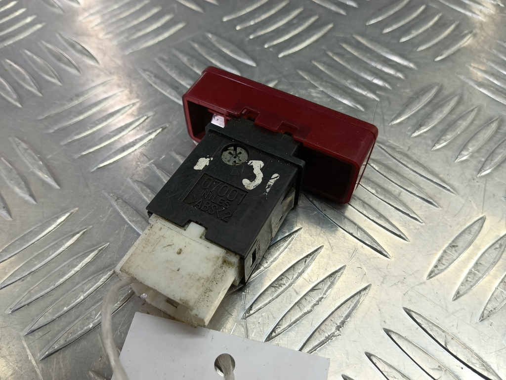 кнопка аварийной сигнализации MITSUBISHI LANCER  MR406456, 630 рублей, Москва