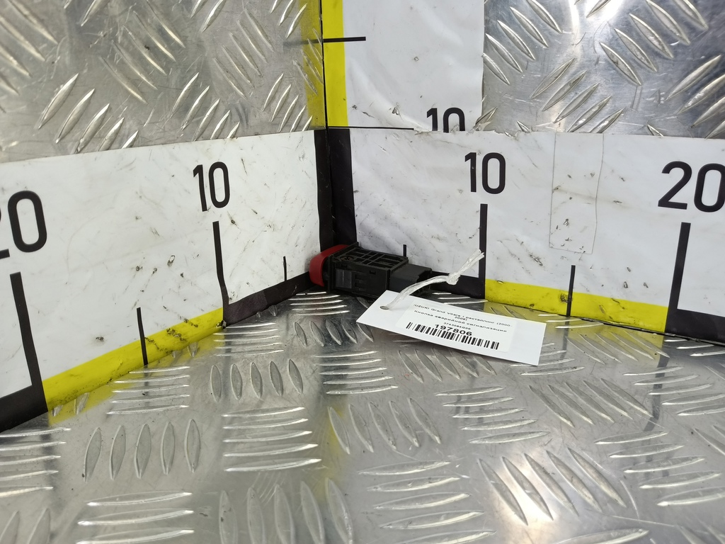 кнопка аварийной сигнализации SUZUKI Grand Vitara  3743064G00, 520 рублей, Москва