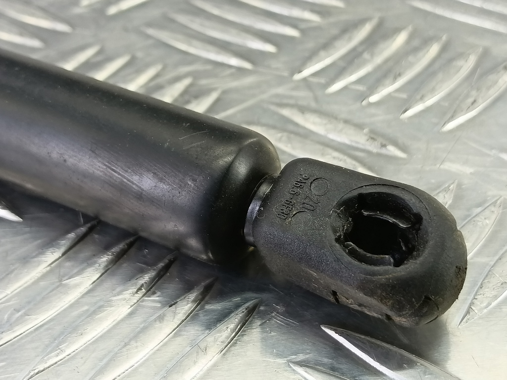 амортизатор крышки багажника Fiat Doblo 1.4 MT (78 л.с.)Doblo  I рестайлинг (2005—2015) Фургон 46824070, 860 рублей, Москва