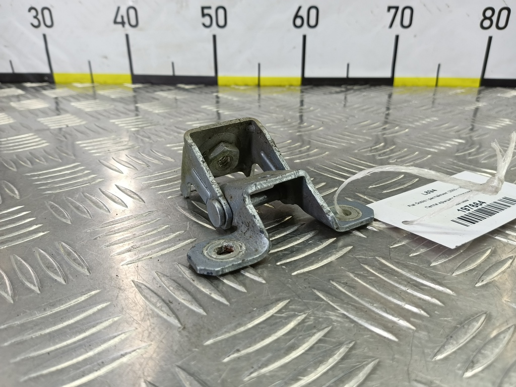 петля крышки багажника Fiat Doblo 1.4 MT (78 л.с.)Doblo  I рестайлинг (2005—2015) Фургон 46810689, 750 рублей, Москва