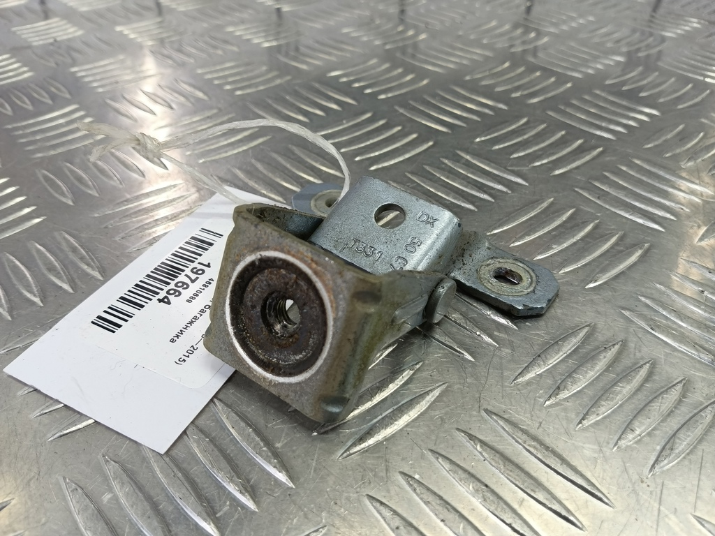 петля крышки багажника Fiat Doblo 1.4 MT (78 л.с.)Doblo  I рестайлинг (2005—2015) Фургон 46810689, 750 рублей, Москва