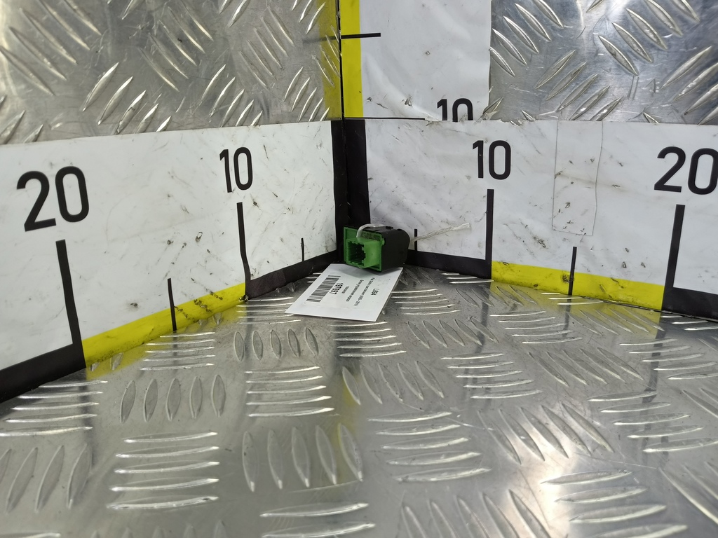 кнопка регулировки зеркал Fiat Doblo 1.4 MT (78 л.с.)Doblo  I рестайлинг (2005—2015) Фургон 735424458, 630 рублей, Москва