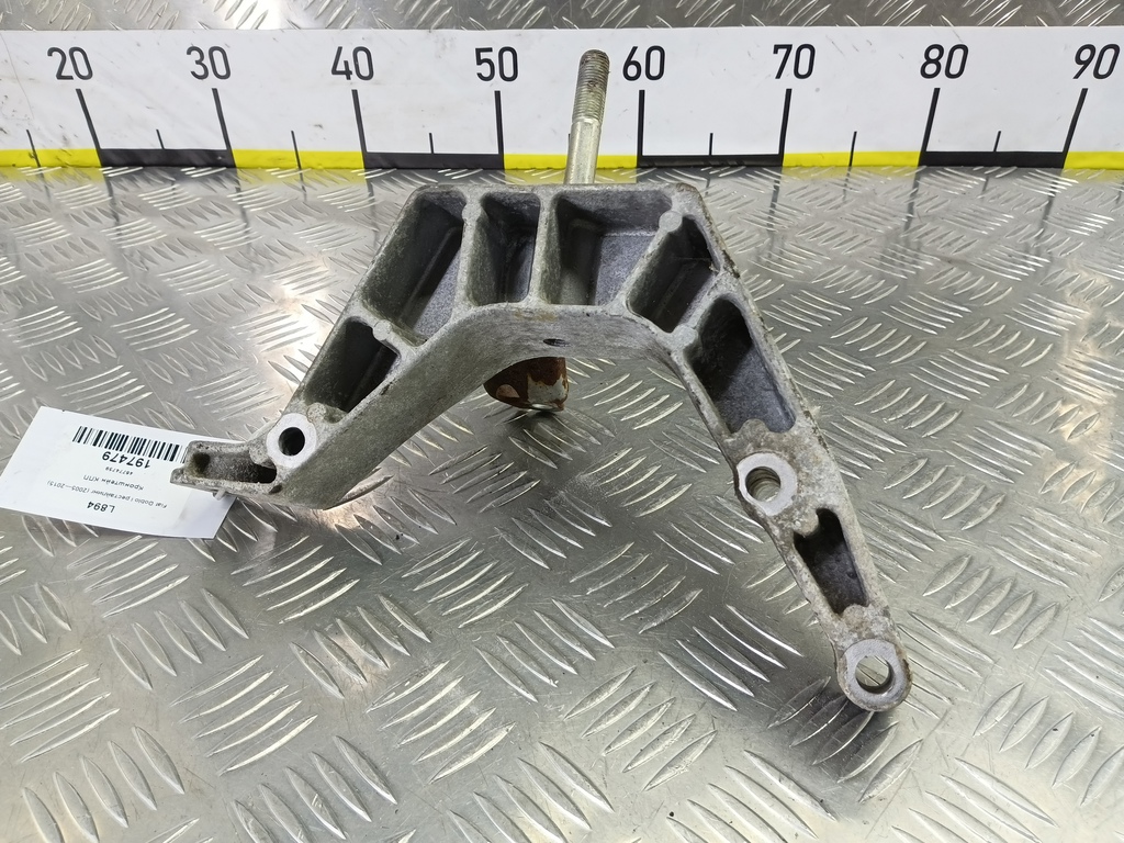 кронштейн кпп Fiat Doblo 1.4 MT (78 л.с.)Doblo  I рестайлинг (2005—2015) Фургон 46774759, 5580 рублей, Москва