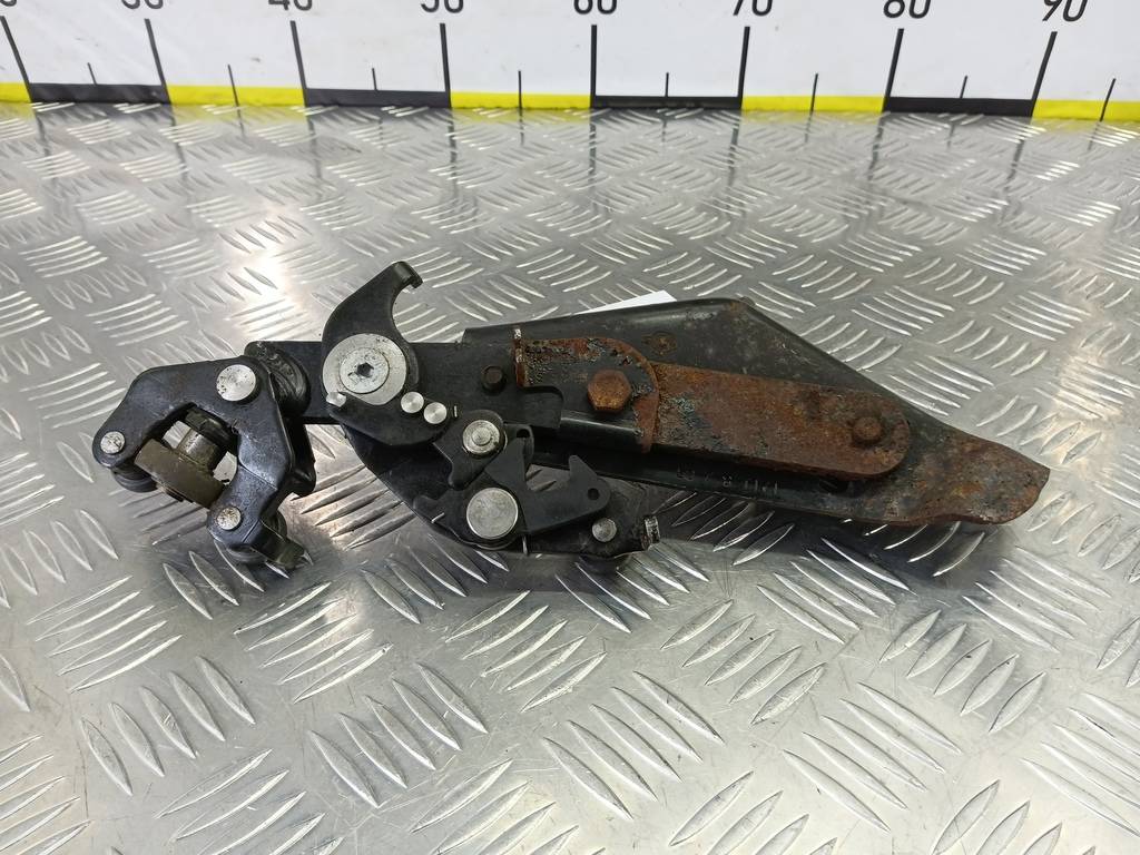 ролик двери сдвижной Fiat Doblo 1.4 MT (78 л.с.)Doblo  I рестайлинг (2005—2015) Фургон 51782469, 2700 рублей, Москва