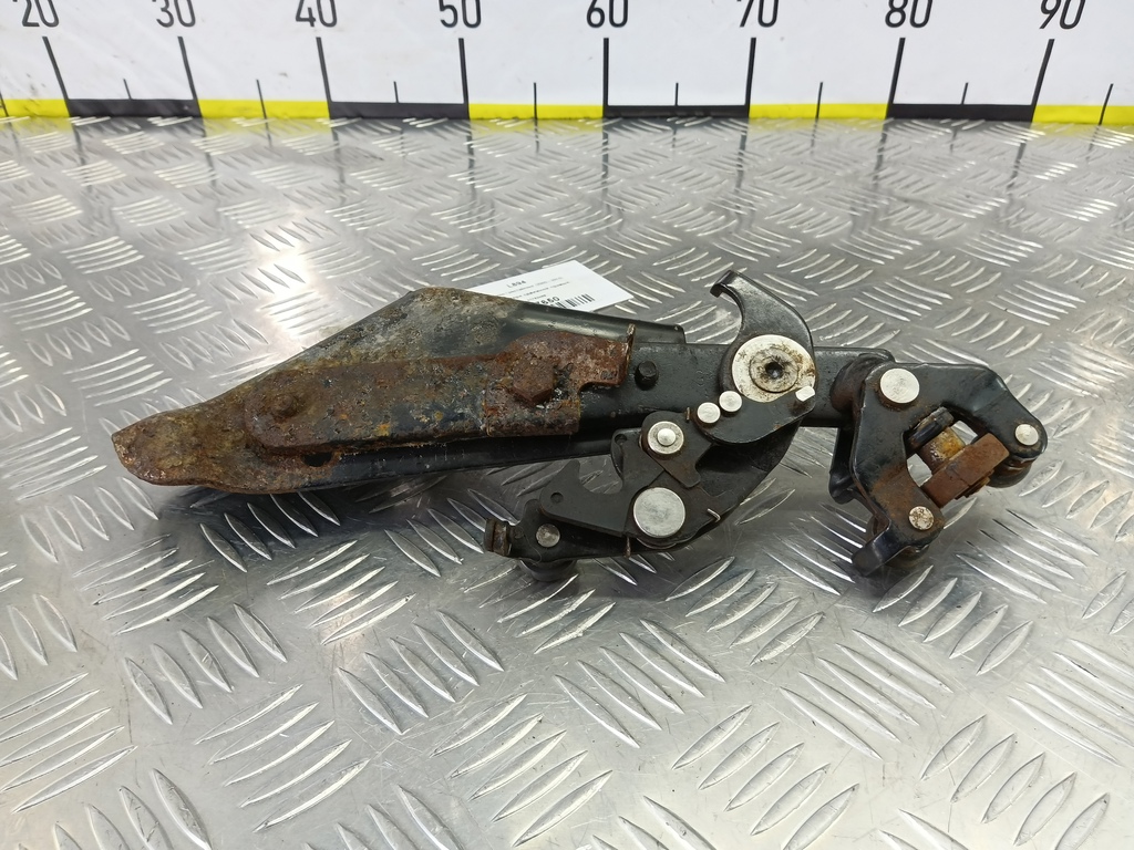 ролик двери сдвижной Fiat Doblo 1.4 MT (78 л.с.)Doblo  I рестайлинг (2005—2015) Фургон 51782468, 5000 рублей, Москва