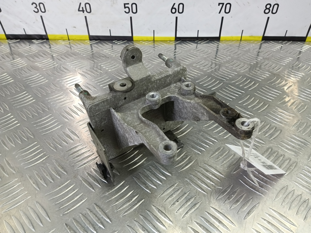 кронштейн блока управления двигателя Fiat Doblo 1.4 MT (78 л.с.)Doblo  I рестайлинг (2005—2015) Фургон 55249001, 1320 рублей, Москва