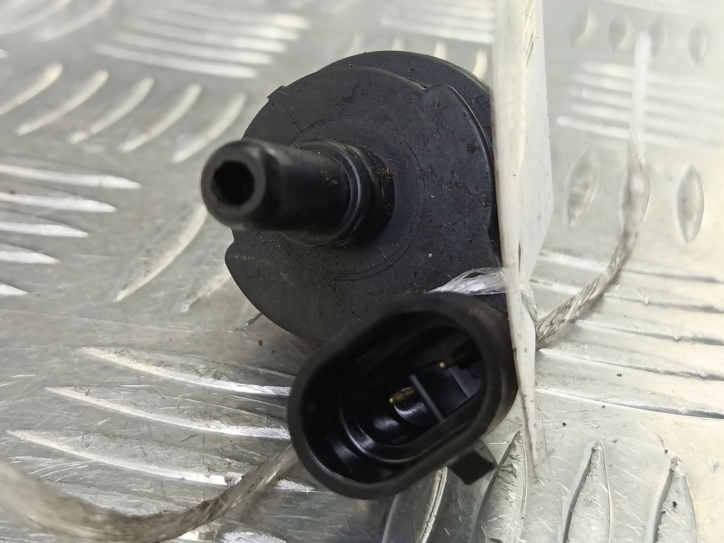 клапан вентиляции топливного бака Fiat Doblo 1.4 MT (78 л.с.)Doblo  I рестайлинг (2005—2015) Фургон 71718105, 1670 рублей, Москва