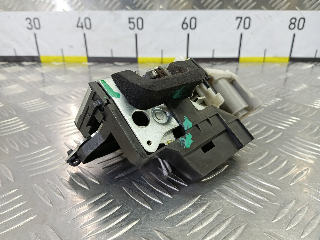 замок двери сдвижной Fiat Doblo 1.4 MT (78 л.с.)Doblo  I рестайлинг (2005—2015) Фургон 51709196, 10290 рублей, Москва