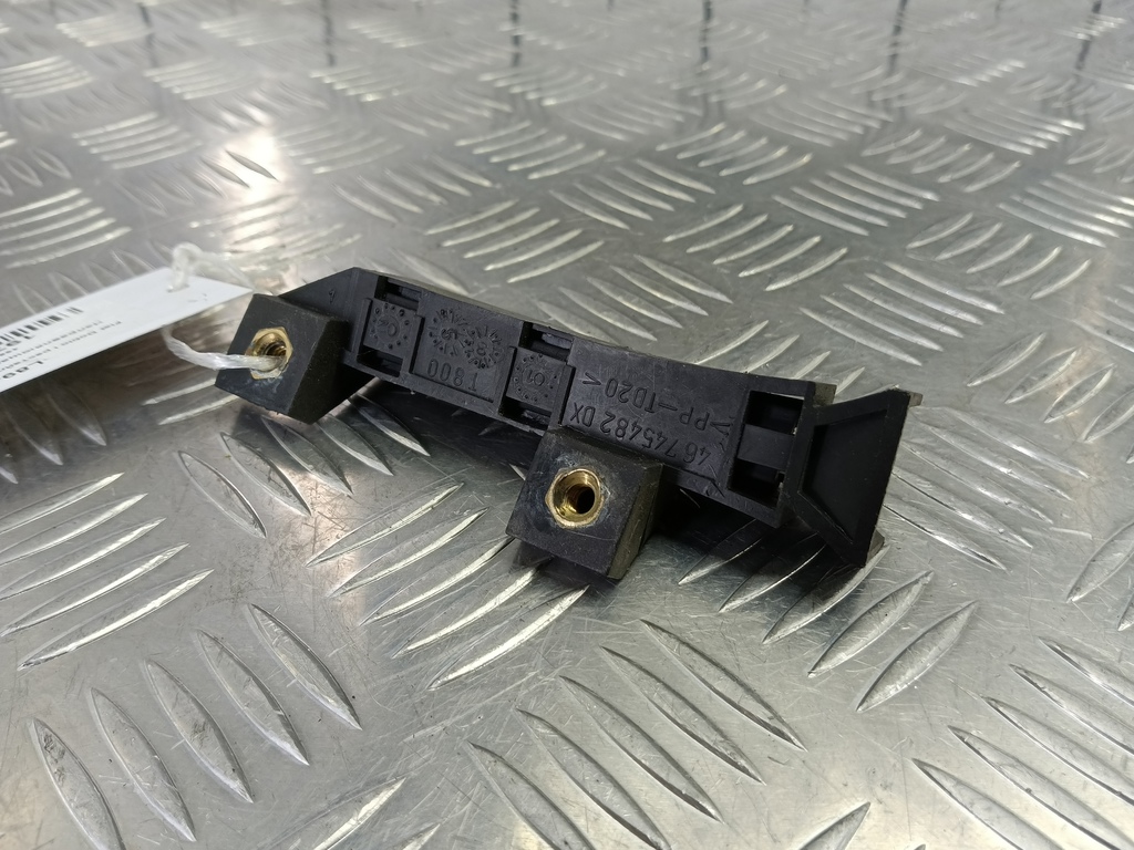 направляющая стекла двери Fiat Doblo 1.4 MT (78 л.с.)Doblo  I рестайлинг (2005—2015) Фургон 46810616, 980 рублей, Москва