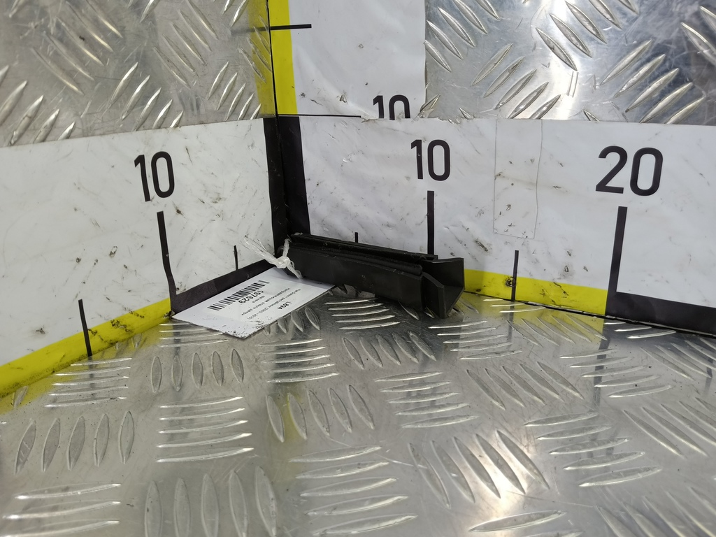 направляющая стекла двери Fiat Doblo 1.4 MT (78 л.с.)Doblo  I рестайлинг (2005—2015) Фургон 46810616, 980 рублей, Москва