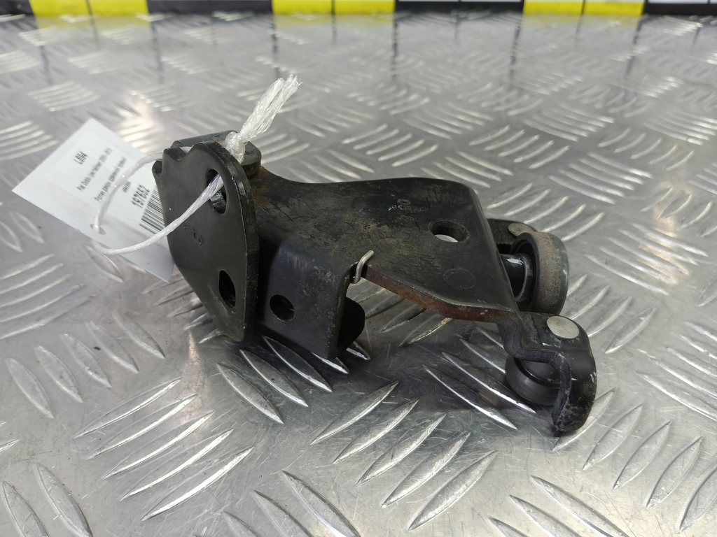 ролик двери сдвижной Fiat Doblo 1.4 MT (78 л.с.)Doblo  I рестайлинг (2005—2015) Фургон 46843004, 1550 рублей, Москва