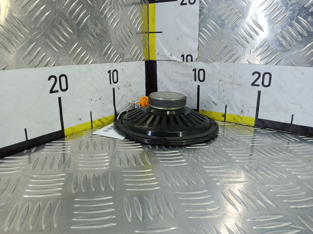 динамик музыкальный Fiat Doblo 1.4 MT (78 л.с.)Doblo  I рестайлинг (2005—2015) Фургон 51740459, 750 рублей, Москва