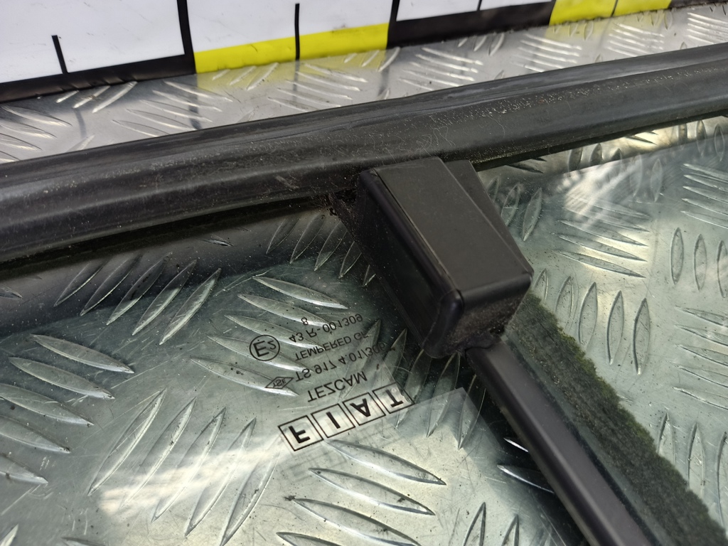 стекло двери сдвижной Fiat Doblo 1.4 MT (78 л.с.)Doblo  I рестайлинг (2005—2015) Фургон 51820321, 11330 рублей, Москва