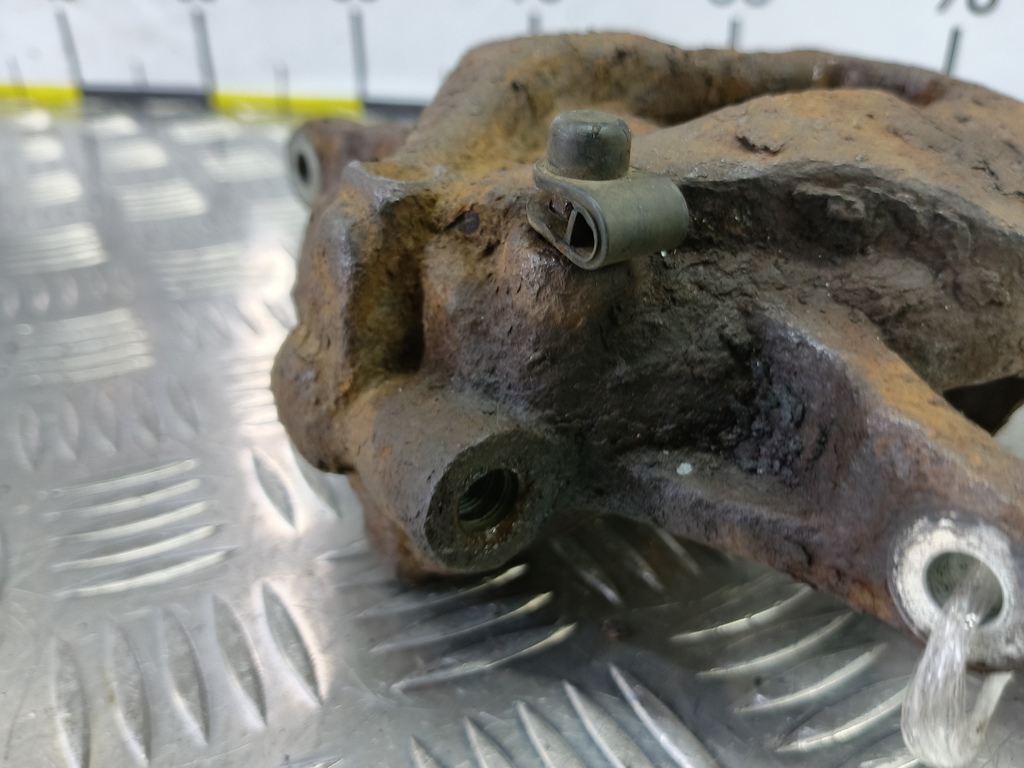 суппорт Fiat Doblo 1.4 MT (78 л.с.)Doblo  I рестайлинг (2005—2015) Фургон 77363934, 1550 рублей, Москва