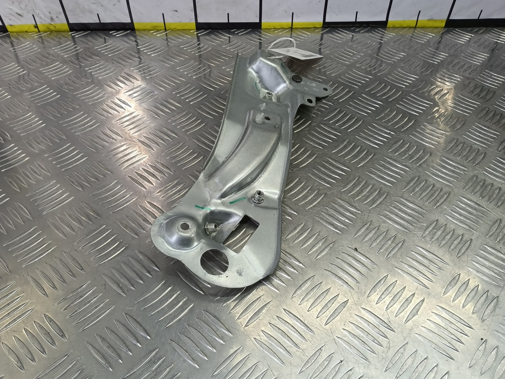 кронштейн Fiat Doblo 1.4 MT (78 л.с.)Doblo  I рестайлинг (2005—2015) Фургон 51770695, 2240 рублей, Москва