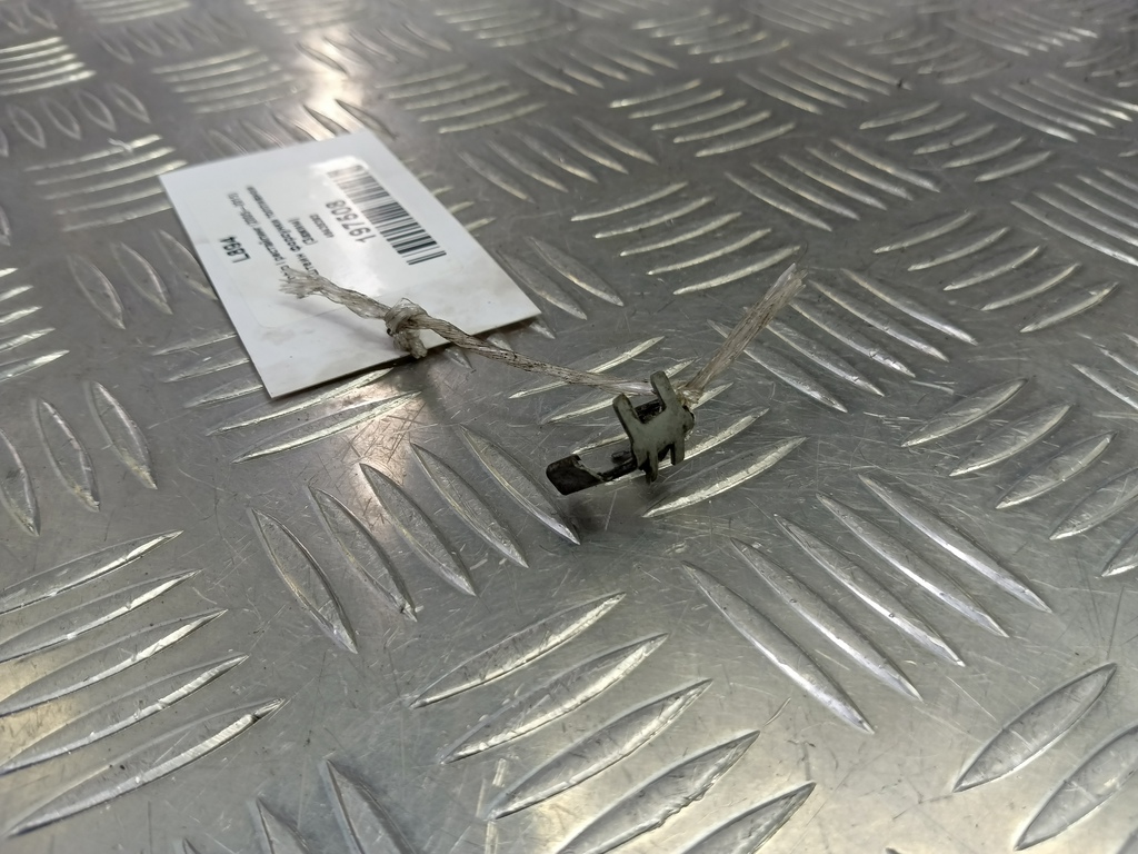 кронштейн форсунки топливной (зажим) Fiat Doblo 1.4 MT (78 л.с.)Doblo  I рестайлинг (2005—2015) Фургон 46435393, 520 рублей, Москва