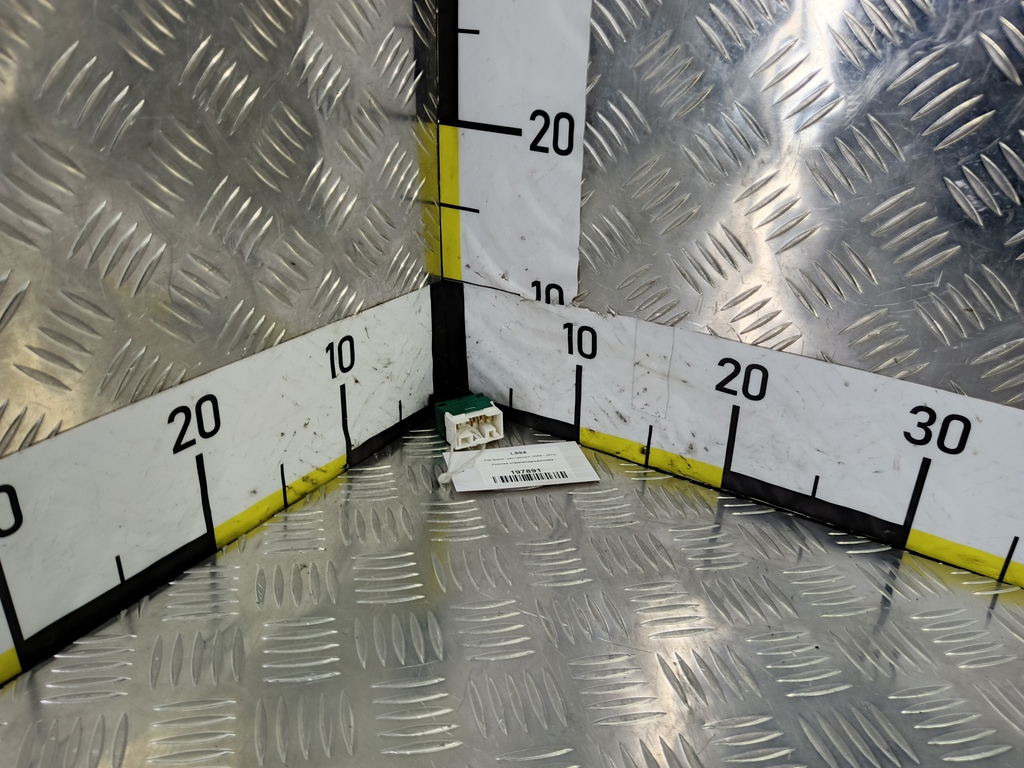 кнопка стеклоподъемника Fiat Doblo 1.4 MT (78 л.с.)Doblo  I рестайлинг (2005—2015) Фургон 735417036, 3279 рублей, Москва