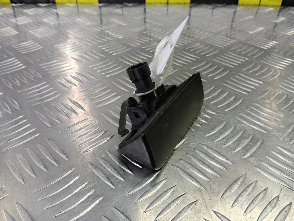 фонарь номерного знака Fiat Doblo 1.4 MT (78 л.с.)Doblo  I рестайлинг (2005—2015) Фургон 46814089, 520 рублей, Москва