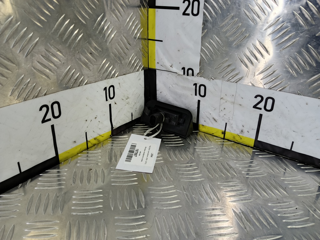 фонарь номерного знака Fiat Doblo 1.4 MT (78 л.с.)Doblo  I рестайлинг (2005—2015) Фургон 46814089, 520 рублей, Москва