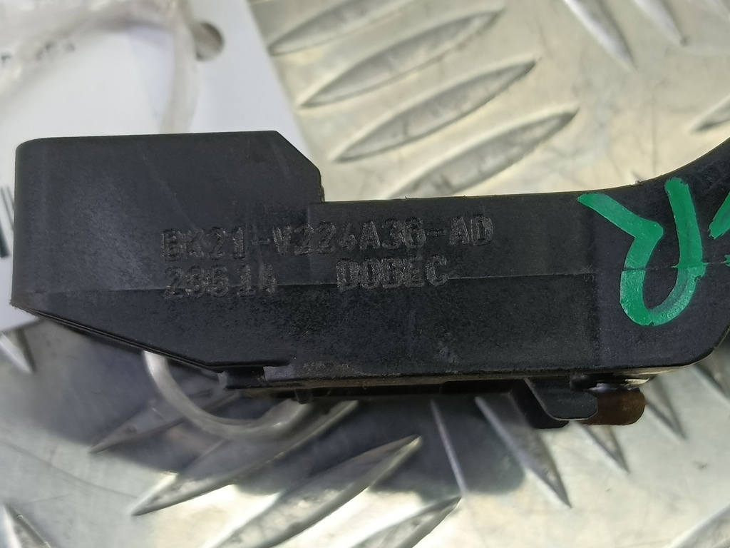 ответная часть ручки двери FORD Tourneo Custom  1846103, 860 рублей, Москва