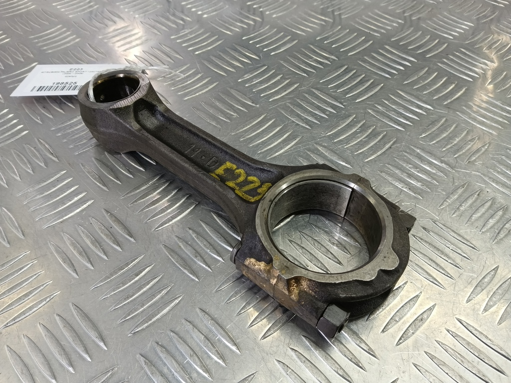 шатун MITSUBISHI PAJERO SPORT  MD371001, 4430 рублей, Москва