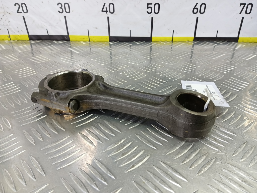 шатун MITSUBISHI PAJERO SPORT  MD371001, 4430 рублей, Москва