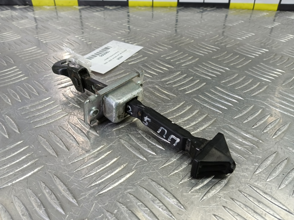 ограничитель двери MAZDA 3  BP4K58270G, 1210 рублей, Москва