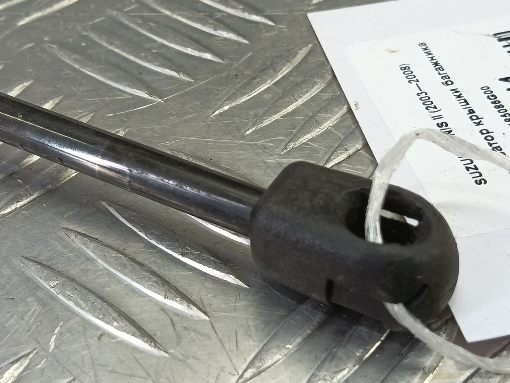 амортизатор крышки багажника SUZUKI IGNIS  8185086G00, 1550 рублей, Москва