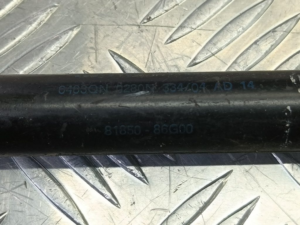 амортизатор крышки багажника SUZUKI IGNIS  8185086G00, 1550 рублей, Москва