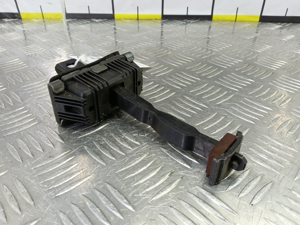 ограничитель двери Jaguar XF 3.0 AT (238 л.с.)XF  I (2007—2011) Седан C2Z2078, 630 рублей, Москва