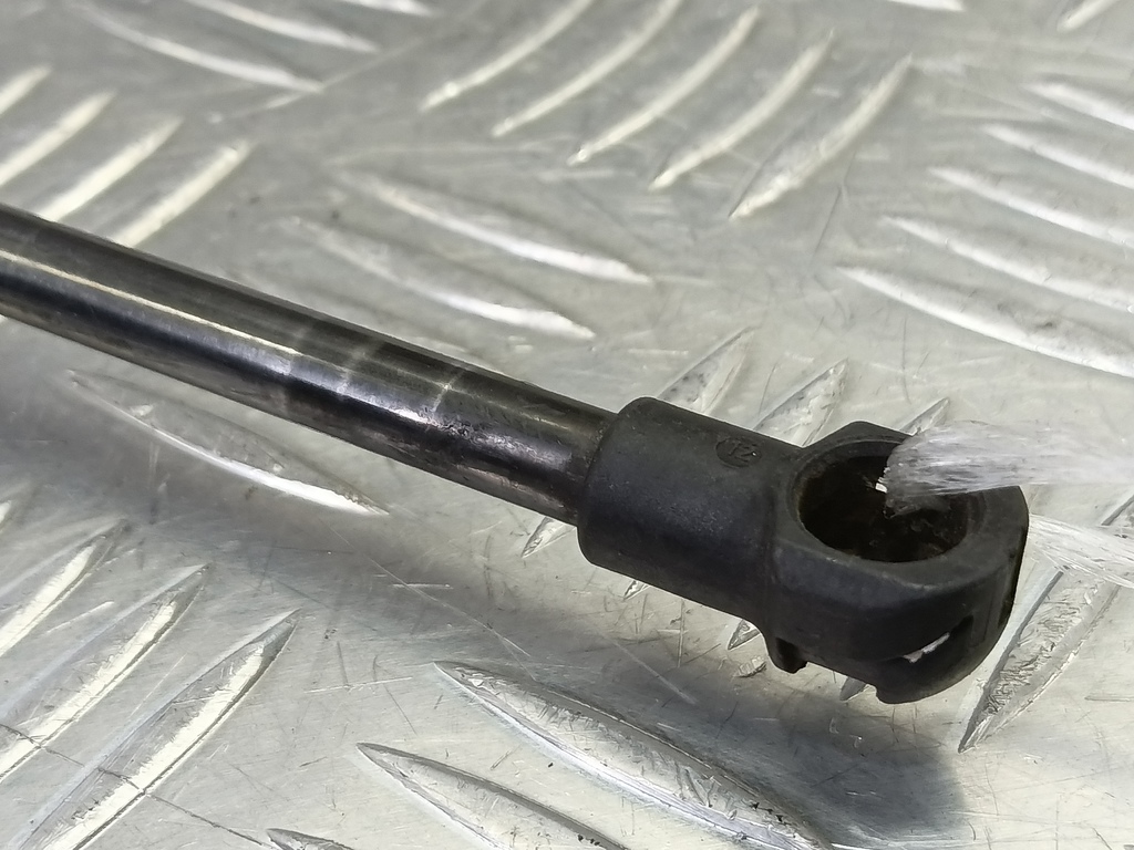 амортизатор крышки багажника HONDA Civic  74820SMGE02, 860 рублей, Москва