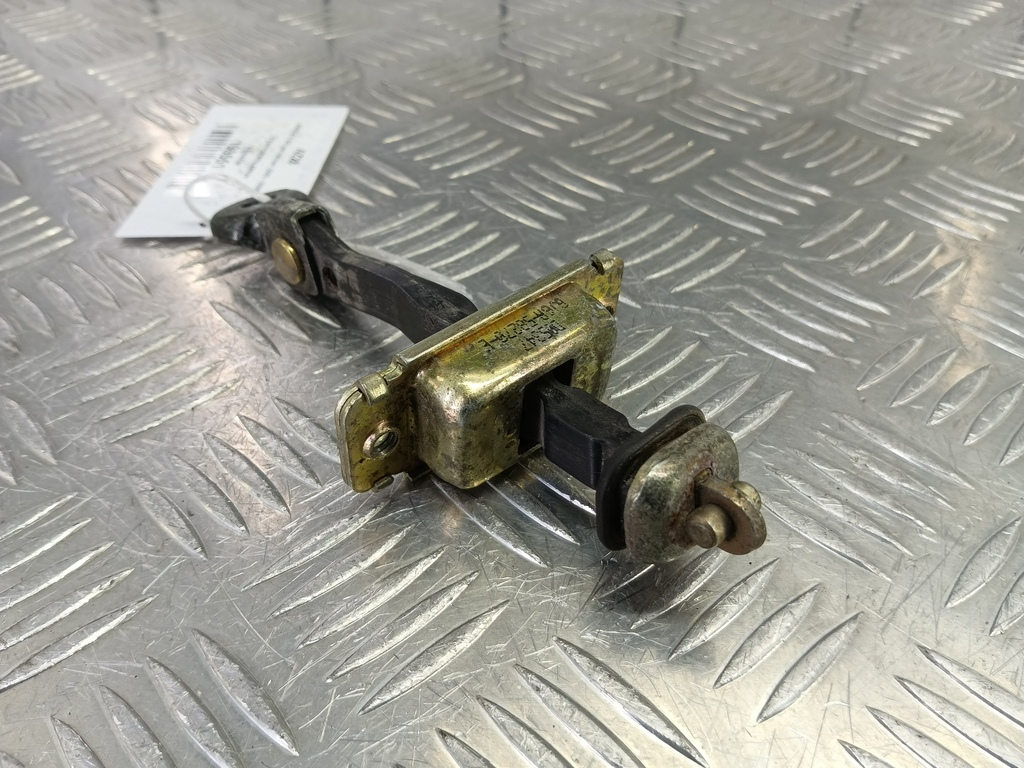 ограничитель двери MAZDA 6  GJ6A58270F, 1550 рублей, Москва