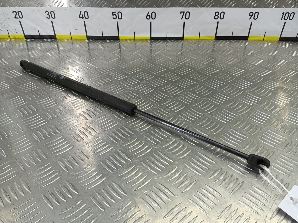 амортизатор крышки багажника Hyundai MATRIX 1.6 MT (103 л.с.)Matrix  I рестайлинг (2005—2008) Минивэн 8177017031, 630 рублей, Москва