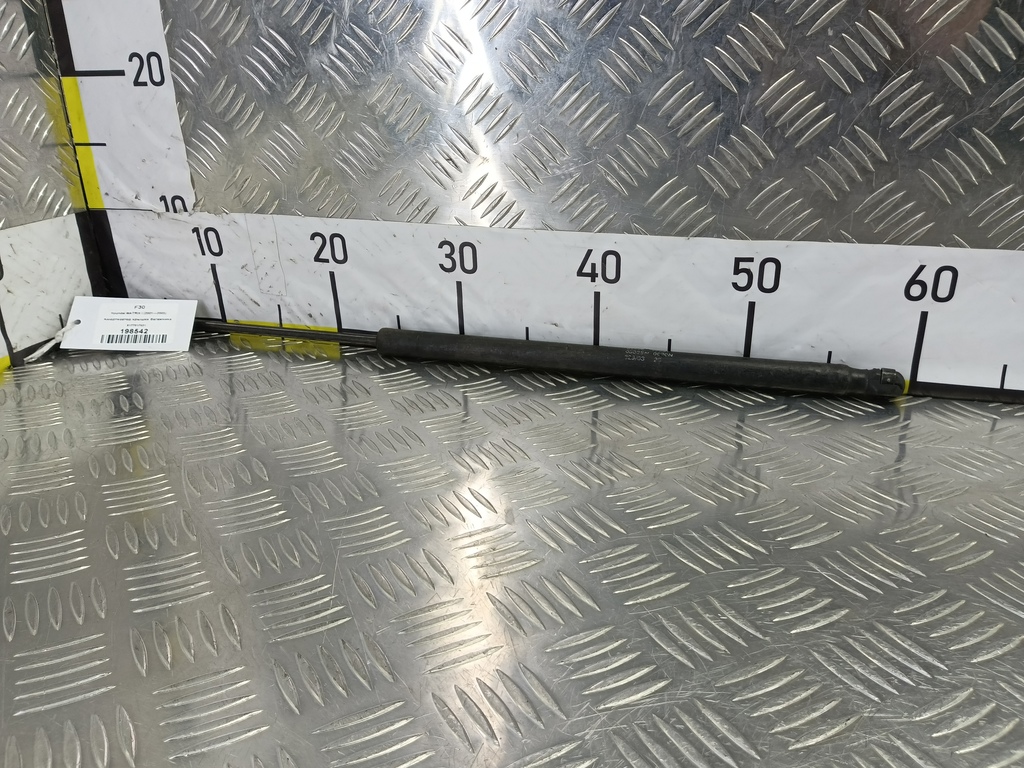 амортизатор крышки багажника Hyundai MATRIX 1.6 MT (103 л.с.)Matrix  I рестайлинг (2005—2008) Минивэн 8177017031, 630 рублей, Москва