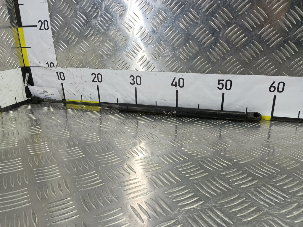 амортизатор крышки багажника MITSUBISHI Space Star  MR248940, 980 рублей, Москва