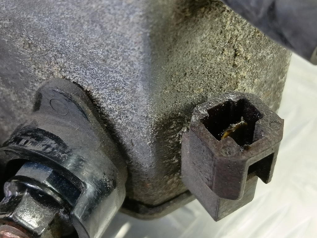 стартер Hyundai TUCSON 2.0 CRDi AT (112 л.с.)Tucson  I (2004—2011) Внедорожник 3610027010, 5690 рублей, Москва