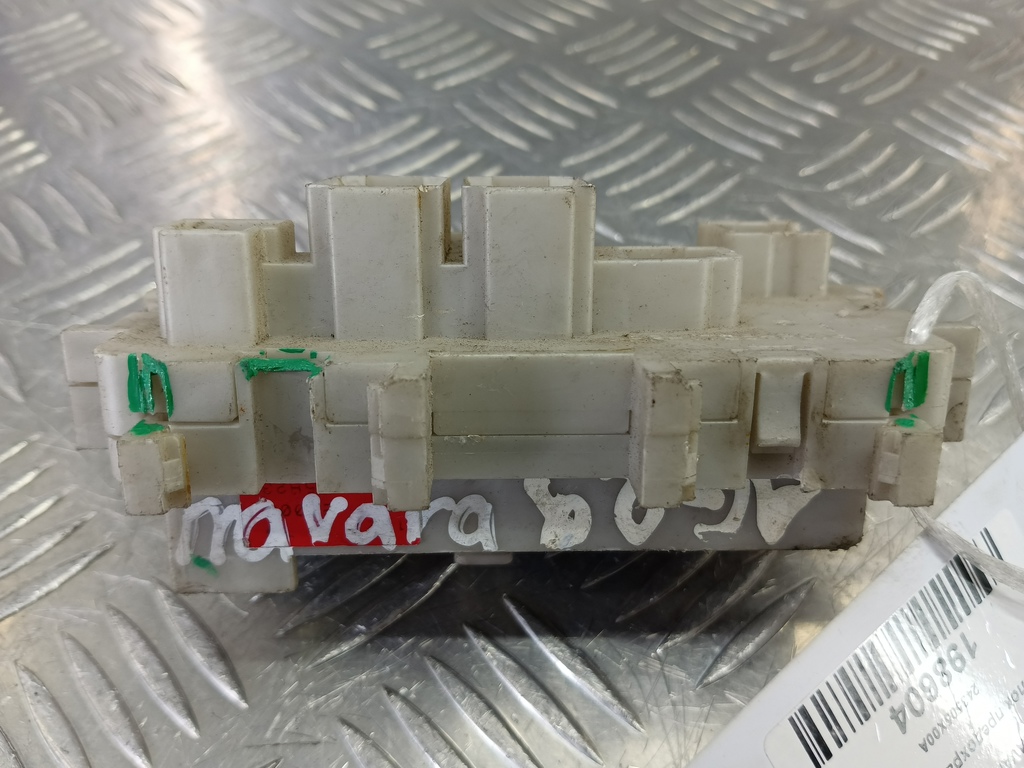 блок предохранителей NISSAN NAVARA  243505X00A, 630 рублей, Москва