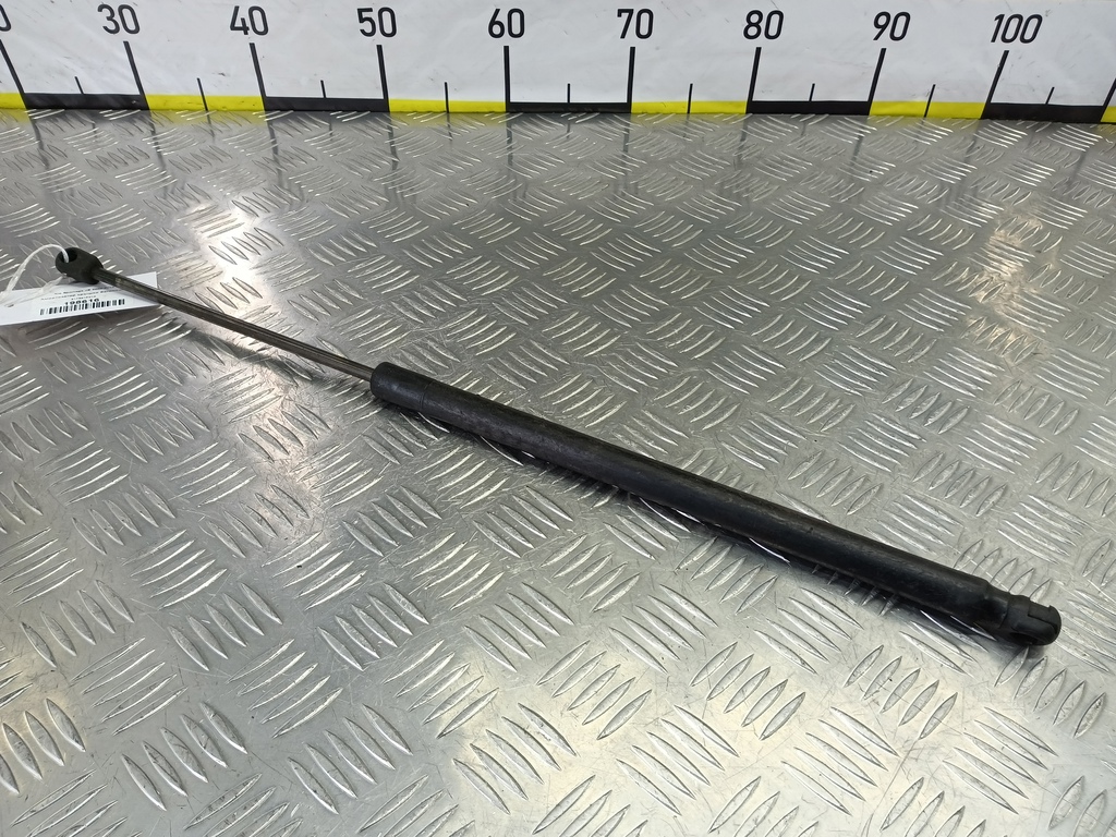 амортизатор крышки багажника Kia SPORTAGE  817801F010, 520 рублей, Москва