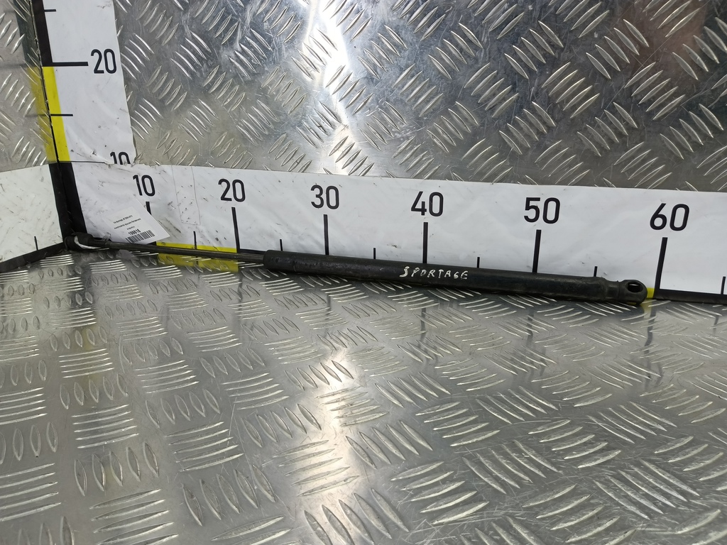 амортизатор крышки багажника Kia SPORTAGE  817801F010, 520 рублей, Москва