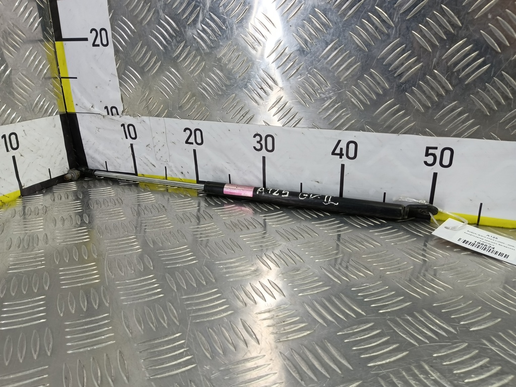 амортизатор крышки багажника SUZUKI Grand Vitara 2.4 AT (169 л.с.)Grand Vitara  II рестайлинг (2008—2012) Внедорожник 8180078810, 1210 рублей, Москва