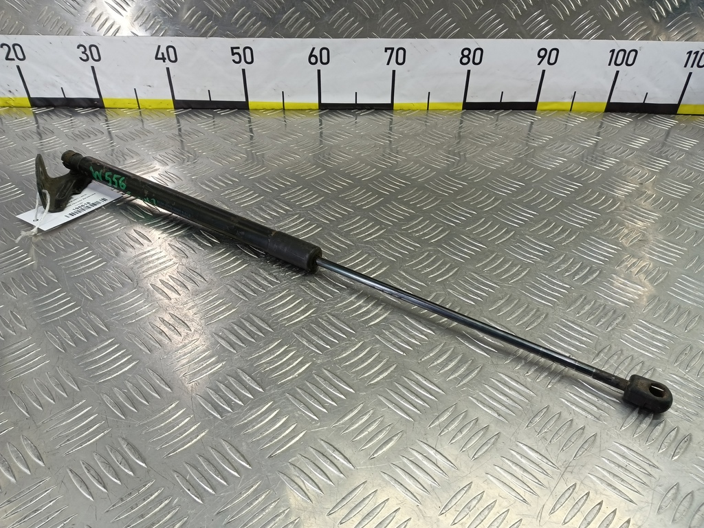 амортизатор крышки багажника FORD Focus  1747492, 630 рублей, Москва