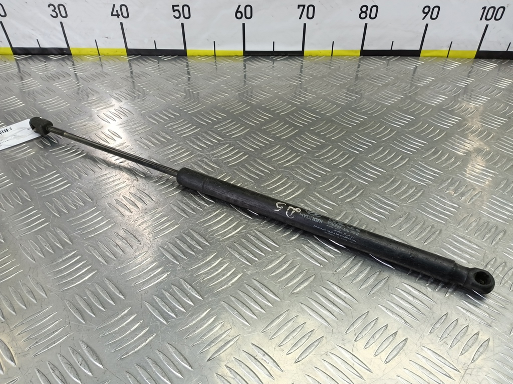 амортизатор крышки багажника Hyundai TUCSON 2.0 MT (140 л.с.)Tucson  I (2004—2011) Внедорожник 817712E000, 520 рублей, Москва