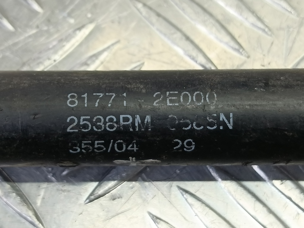 амортизатор крышки багажника Hyundai TUCSON 2.0 MT (140 л.с.)Tucson  I (2004—2011) Внедорожник 817712E000, 520 рублей, Москва