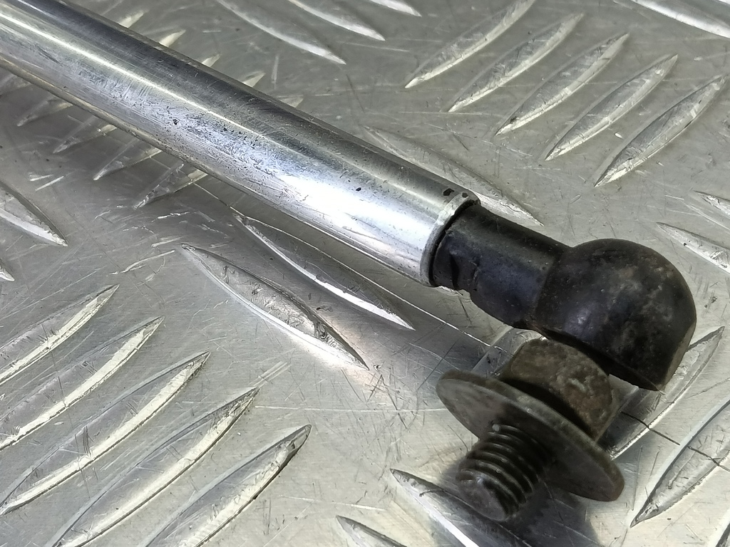 амортизатор крышки багажника MITSUBISHI PAJERO SPORT  MR526933, 1780 рублей, Москва