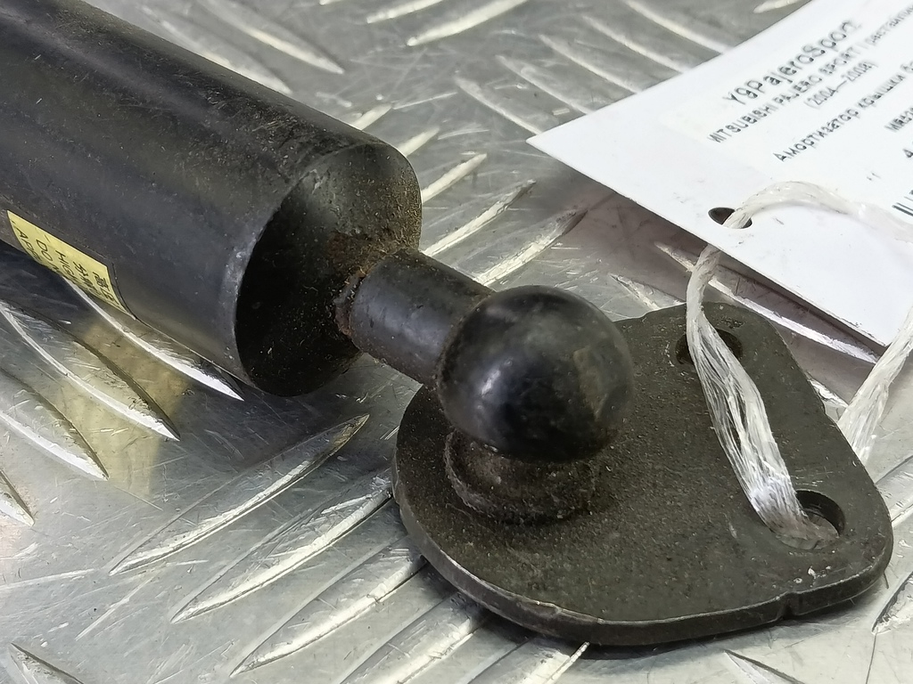 амортизатор крышки багажника MITSUBISHI PAJERO SPORT  MR526933, 1780 рублей, Москва