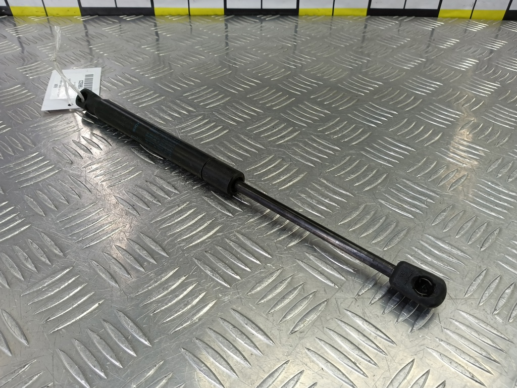 амортизатор капота LAND ROVER FREELANDER  LR001773, 750 рублей, Москва