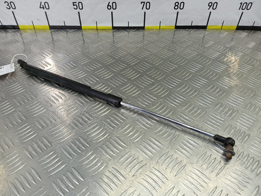 амортизатор крышки багажника SUZUKI Grand Vitara 2.0 4WD AT (140 л.с.)Grand Vitara  II (2005—2008) Внедорожник 8180065830, 1320 рублей, Москва